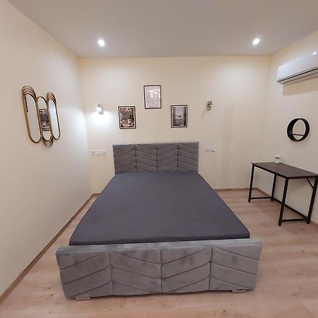 Studio Epernay 25M2 Rez De Chaussee, Ground Floor Phòng bức ảnh